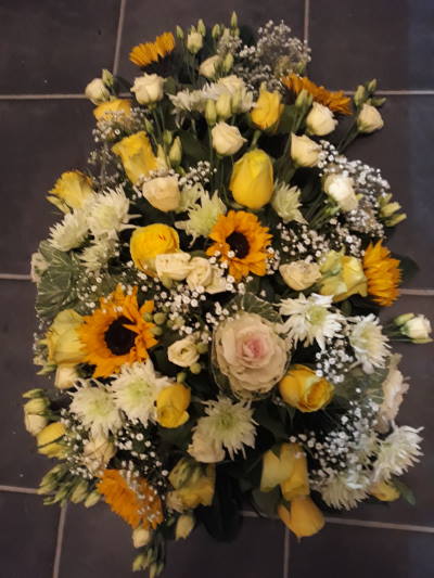 Foto van een bloemstuk gemaakt bij Bloemschikken bij Mirian